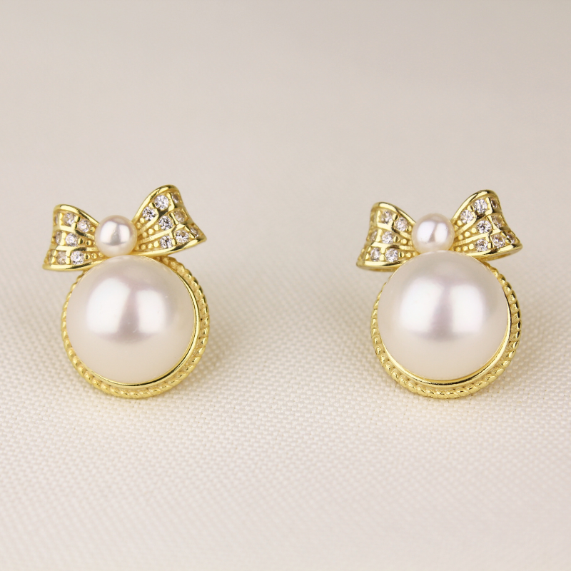 Bow-knot Pearl Stud