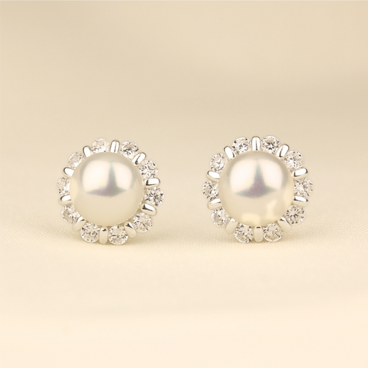 Glossy Round Pearl Earring