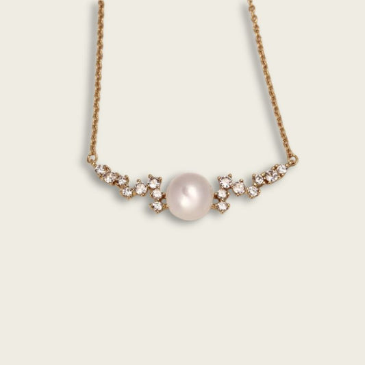 Heart of Snowflake Pearl Necklace