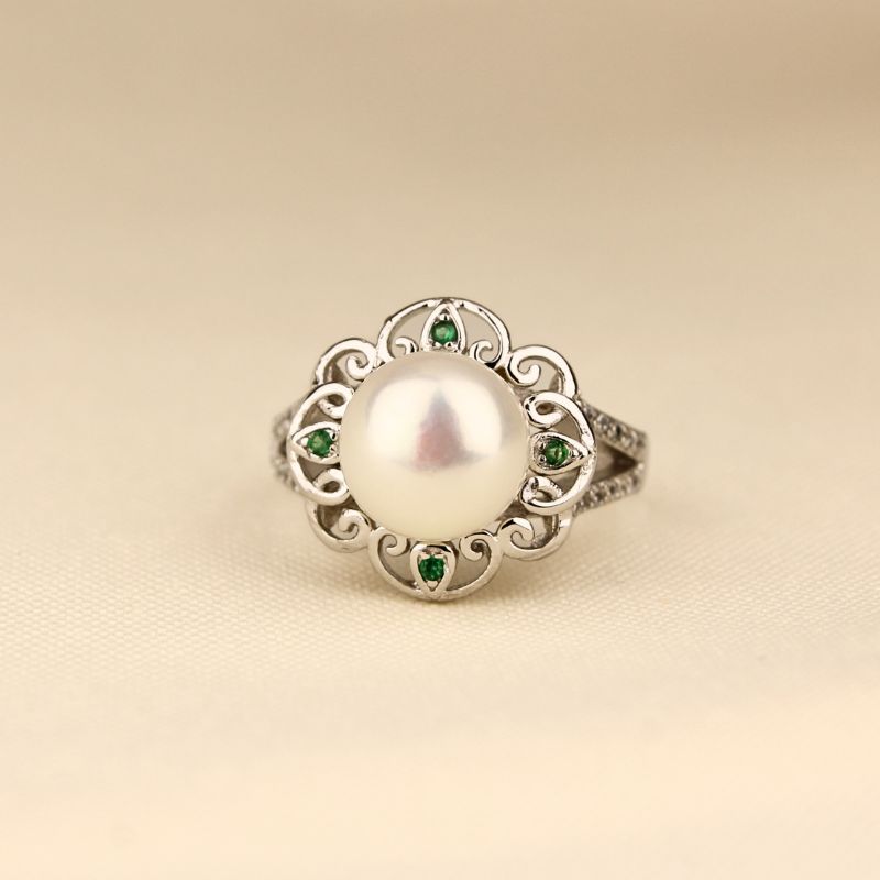Vintage Elf Pearl Silver Ring